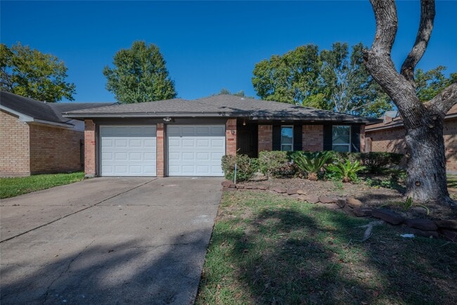 Building Photo - 16250 Camino Del Sol Dr