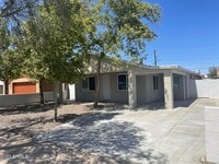 Building Photo - 1308 E Monroe St