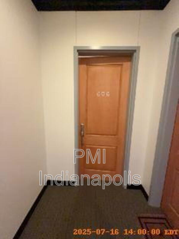 Building Photo - 141 S Meridian St