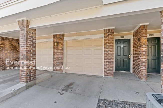 Building Photo - 2154 Concord Ln