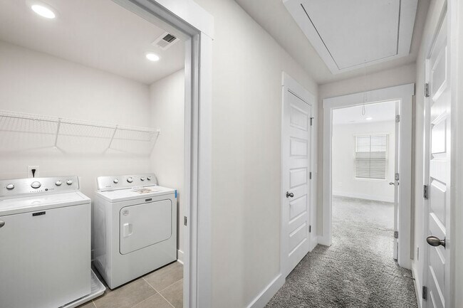 Building Photo - 115 Ted Dr