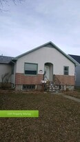 Building Photo - 731 Avenue E