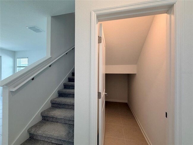 Building Photo - 6089 Meditation Dr