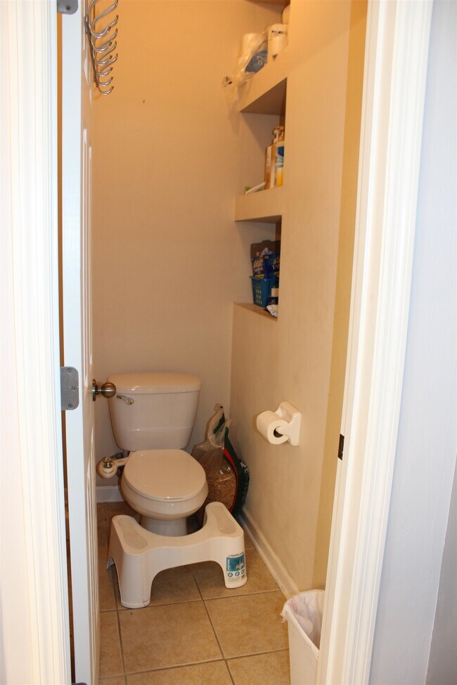 Building Photo - 682 Brooke Hampton Dr