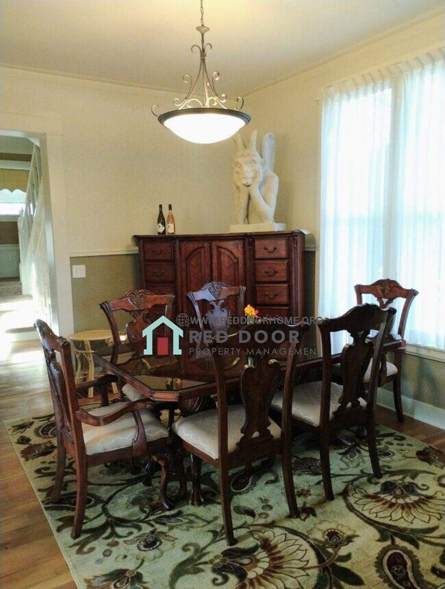 Building Photo - Spacious 4-Bedroom Home in the Heart of Great Falls – Mid-Term Rental