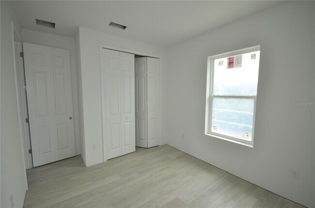 Building Photo - 272 Pelton Cir