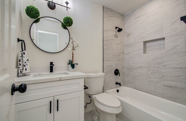 Building Photo - 806 Country Pl Blvd