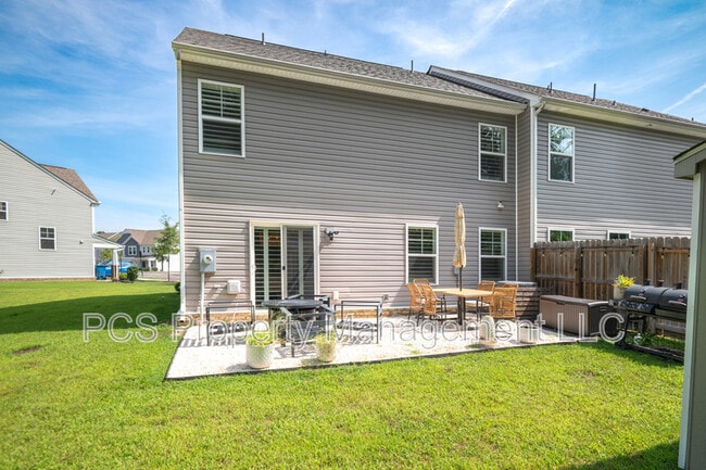 Building Photo - 142 Township Blvd