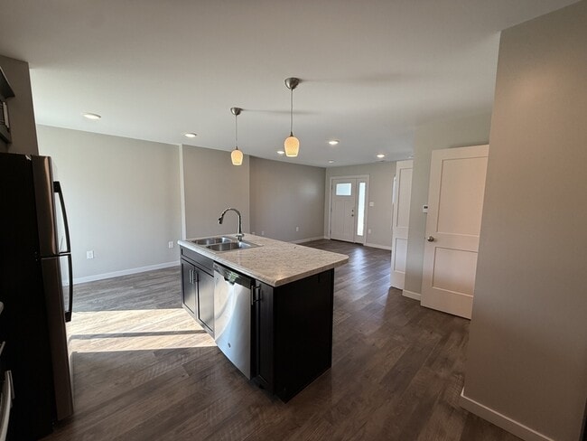 Building Photo - 106 Terrace Drive