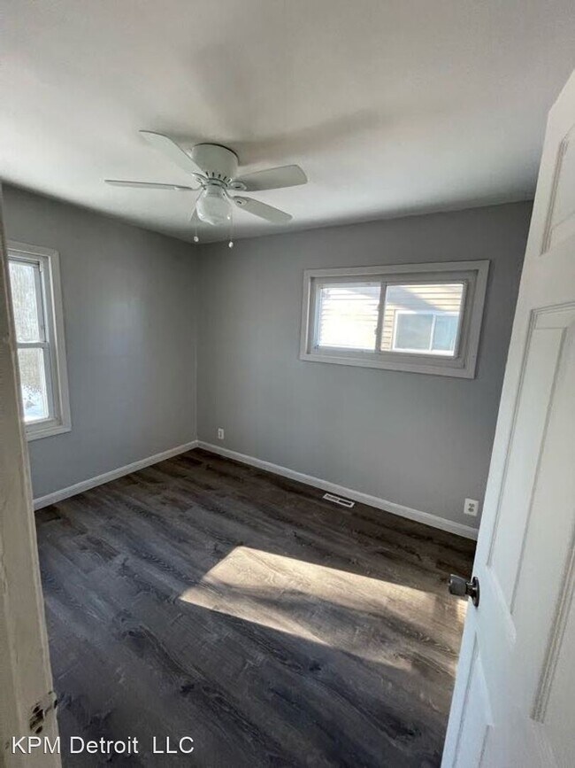 Building Photo - 2 br, 1 bath House - 26063 Dartmouth