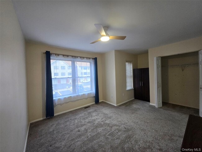 Building Photo - 184 Deer Ct Dr