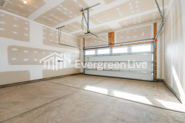 Building Photo - 132 Bloomsbury St