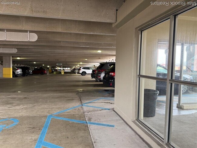 Building Photo - 3670 Woodward Ave