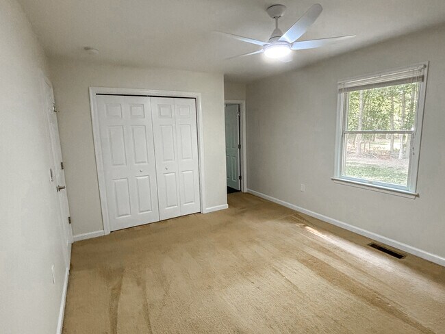 Building Photo - 10355 Bunting Rd