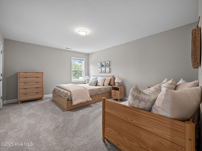 Building Photo - 150 Coastline Cir