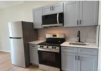 Building Photo - 61 Field St