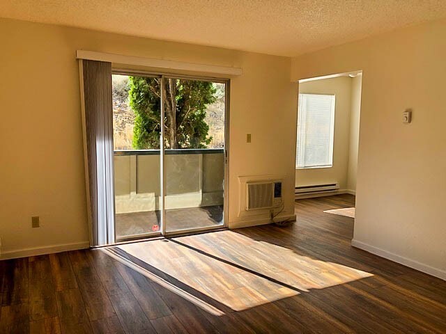 Building Photo - 3929 Clearacre Lane #193