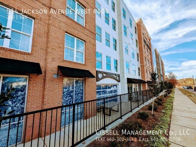 Building Photo - 514 Jackson Avenue West #404