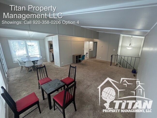 Building Photo - 978 Wellington Ct