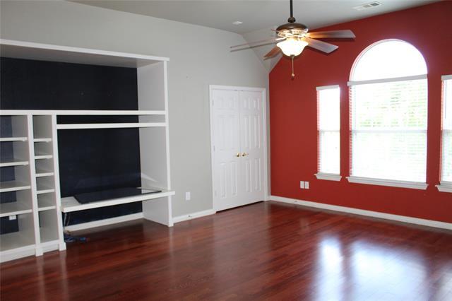 Building Photo - 11000 Breezewood Dr