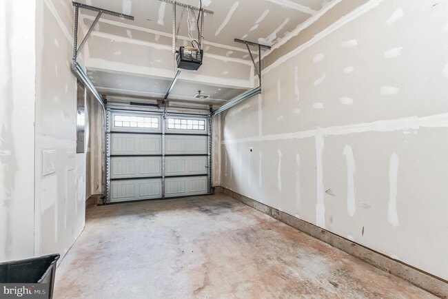 Building Photo - 20763 Heron Landing Dr