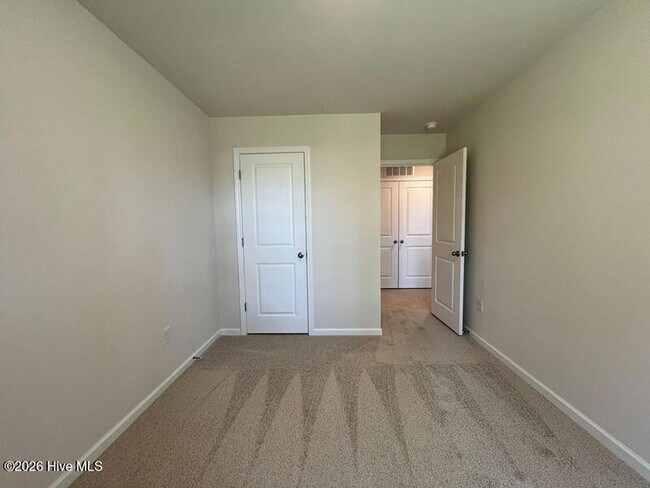 Building Photo - 3206 Alibird Ln