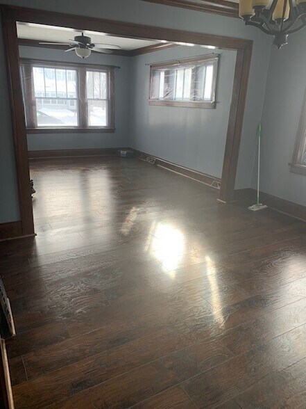Building Photo - 413 Angel Ave SW
