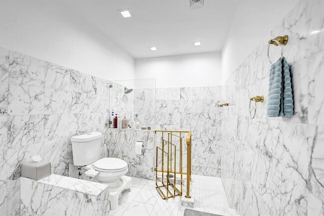 Building Photo - 3630 N 55th Ave