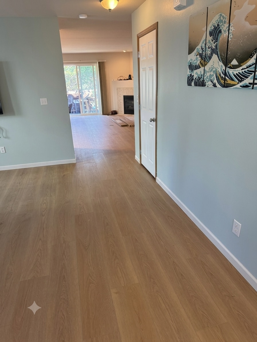 Building Photo - 1199 NW Redwing Dr