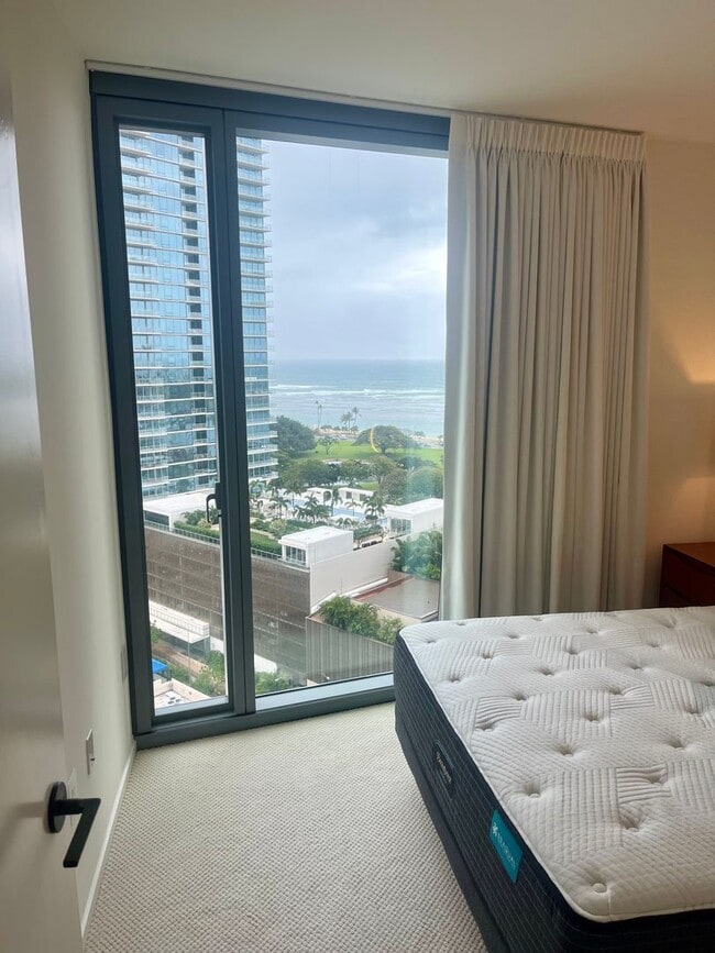 Building Photo - Luxury 1 Bedroom at Ko'ula With Ocean Views & Parking