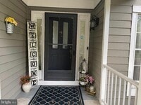 Building Photo - 18 E Countryside Dr