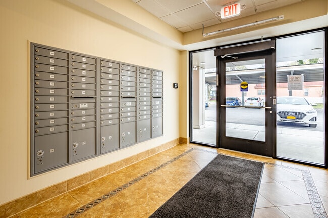 Lobby - Campus West