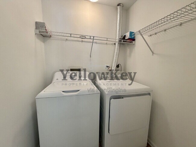 Building Photo - 1751 Briggs Ct