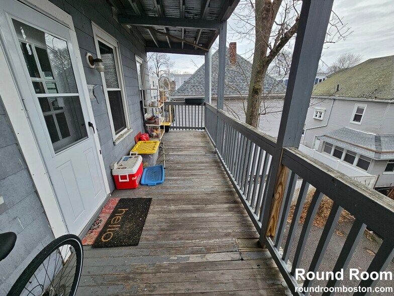 Building Photo - 346 Faneuil St