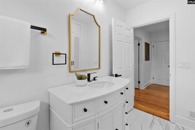 Building Photo - 4110 Timberlane Dr