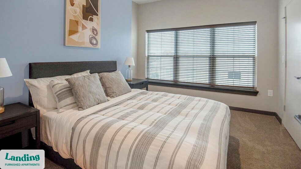 Building Photo - 645 N Front St