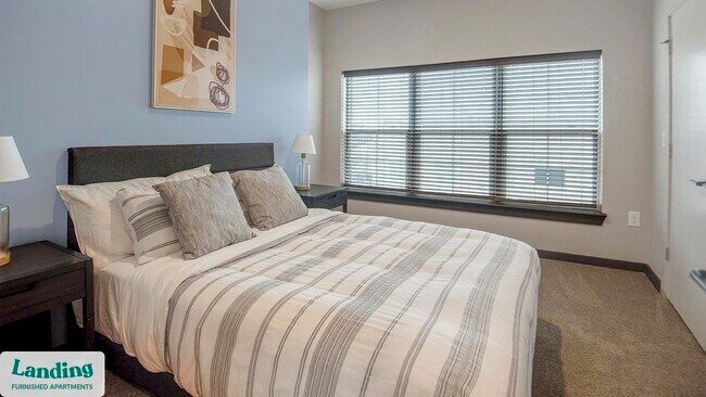 Building Photo - 645 N Front St