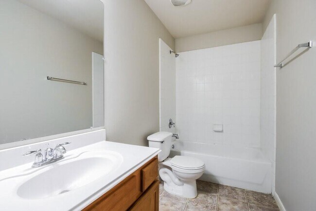 Building Photo - 5018 Jasmine Meadows Ln