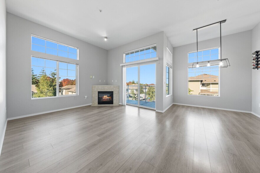 Building Photo - 1132 65th Ct SE