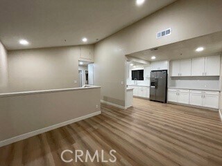 Building Photo - 371 S Sierra Madre Blvd