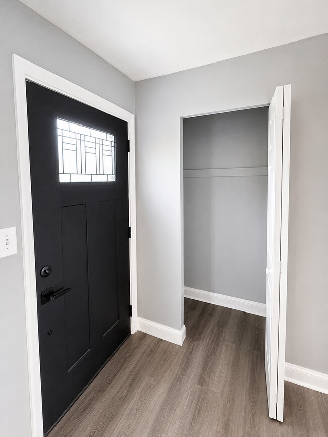 Building Photo - Stylishly Renovated 3-Bedroom Home with Finished Basement & Spacious Fenced Yard