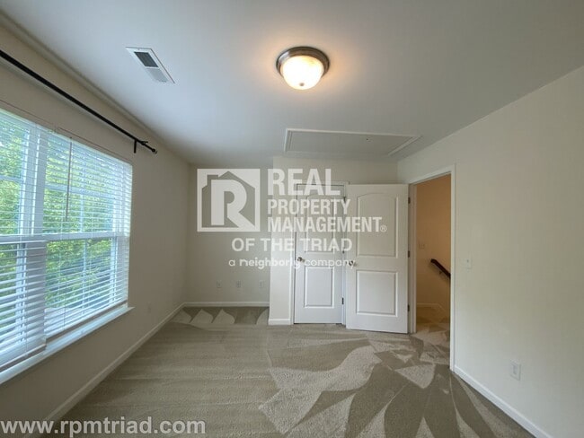 Building Photo - 5328 Farm House Trail
