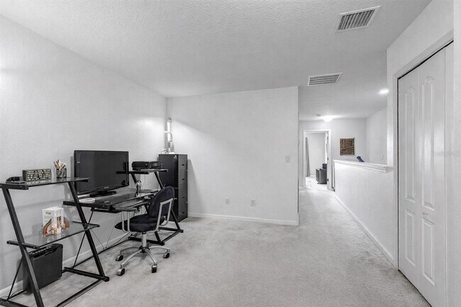 Building Photo - 5014 White Sanderling Ct