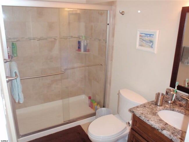 Building Photo - 12 S Franklin Ave