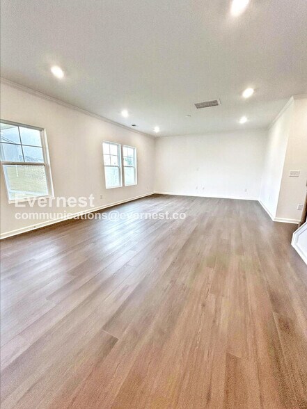 Building Photo - 612 Roy Adams Rd