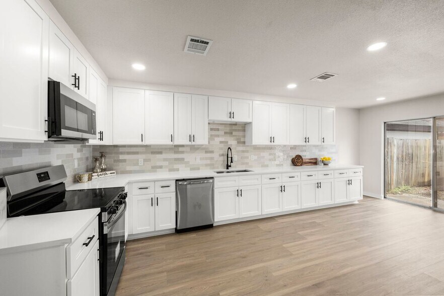 Building Photo - 11534 Willwood Dr