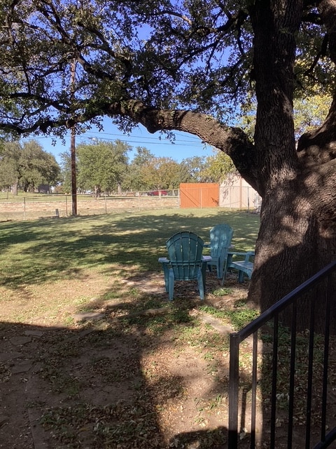 Building Photo - 2129 W Lotus Ave