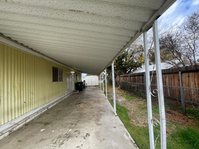 Building Photo - 43676 Brendan Ct