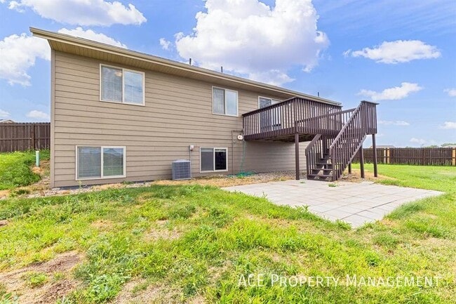 Building Photo - 132 Corbin James Ct