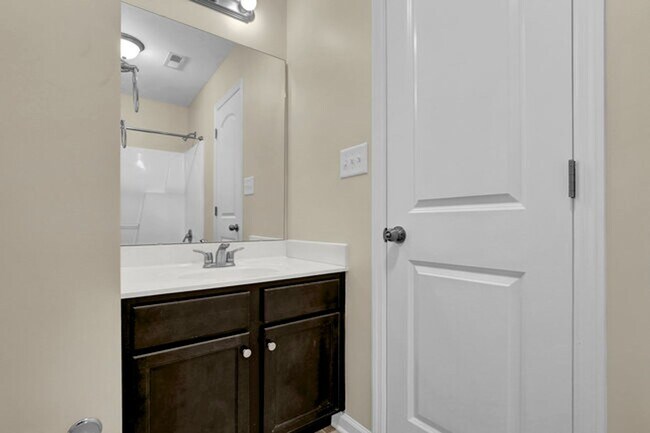 Building Photo - 505 Oyster Rock Ln